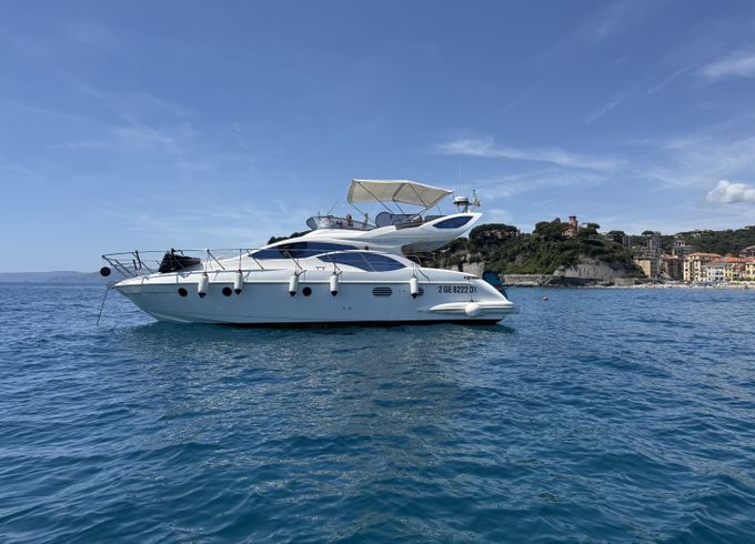 Azimut 43 Fly