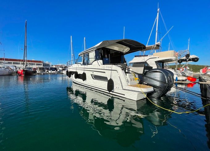Jeanneau Merry Fisher 1095
