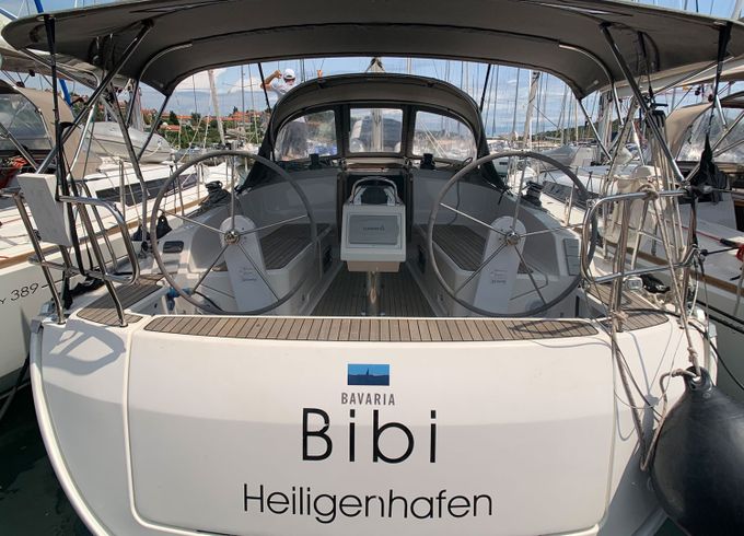 Bavaria Cruiser 37