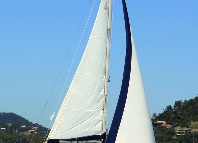Catalina 350