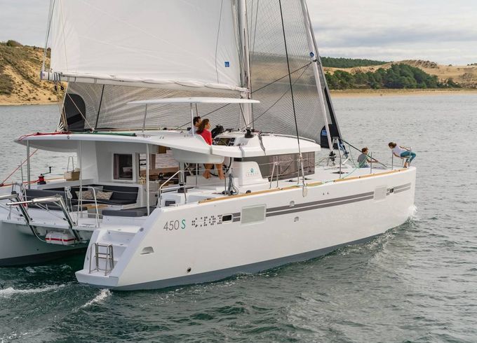 Lagoon 450 S