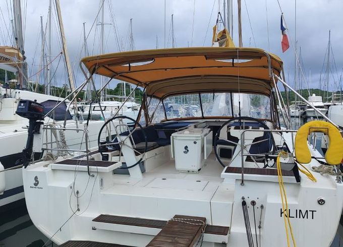 Beneteau Oceanis 51.1