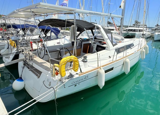 Beneteau Oceanis 45