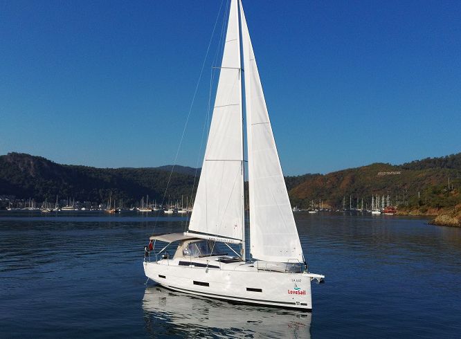 Dufour Yachts Dufour 390