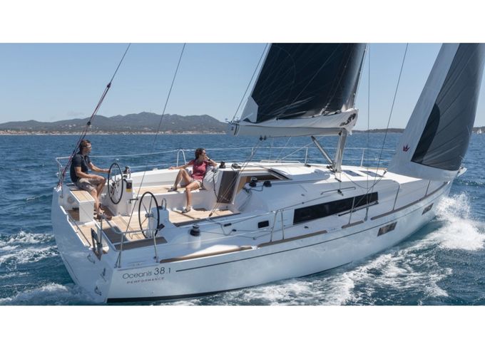 Beneteau Oceanis 38.1