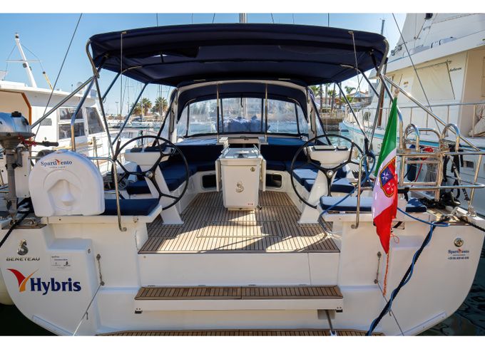 Beneteau Oceanis 51.1