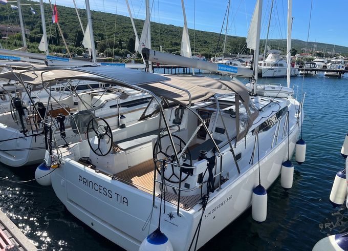 Jeanneau Sun Odyssey 380