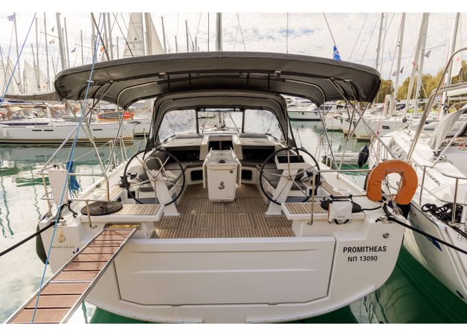 Beneteau Oceanis 51.1