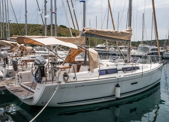 Dufour Yachts Dufour 335 Grand Large