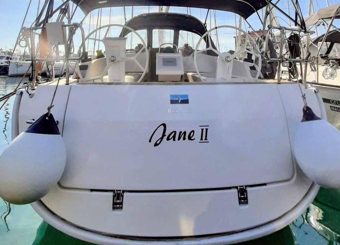 Bavaria Cruiser 37