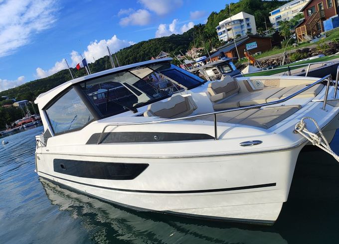 Aquila Boats Aquila 36