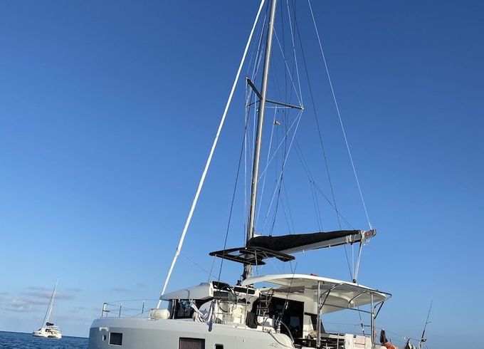 Lagoon 42