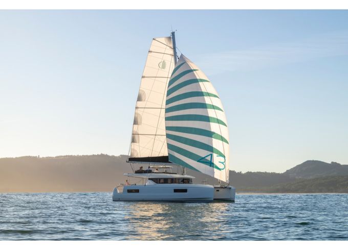 Lagoon 43