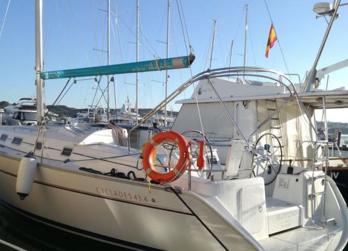 Beneteau Cyclades 43