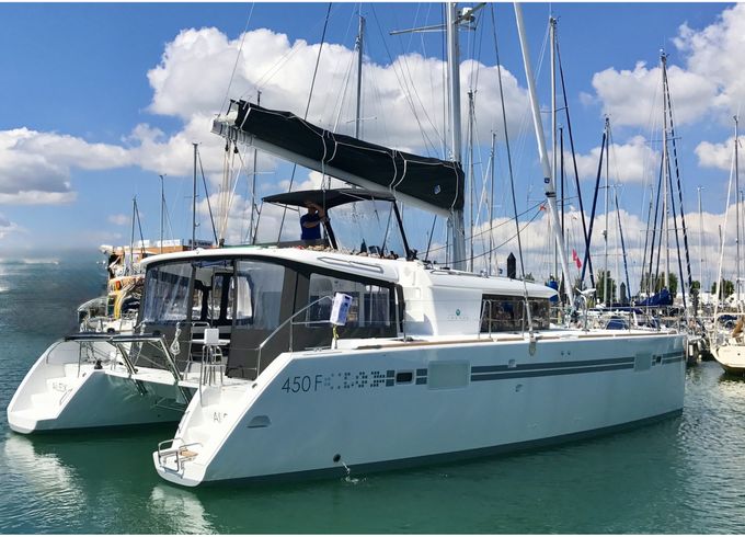 Lagoon 450 F