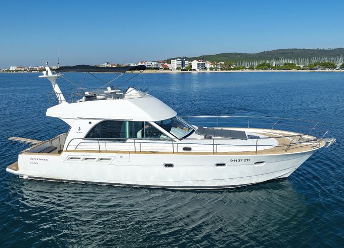 Beneteau Antares 13.80