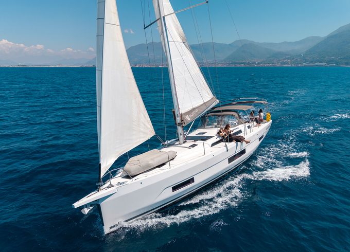 Dufour Yachts Dufour 470