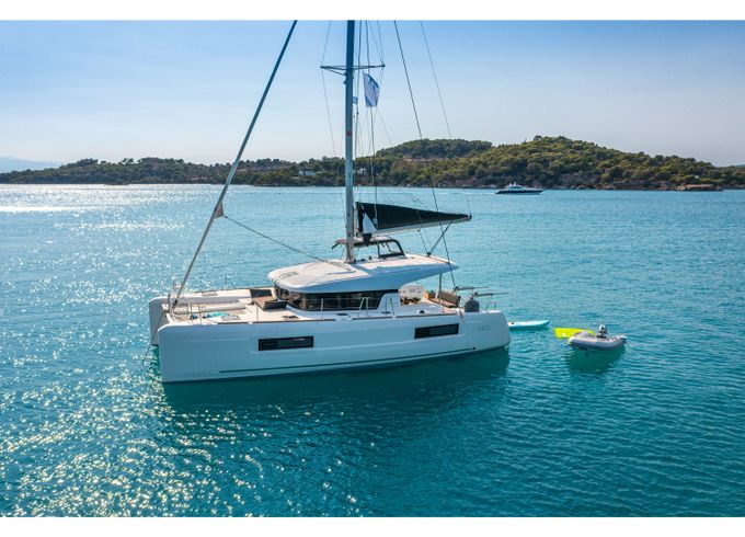 Lagoon 40