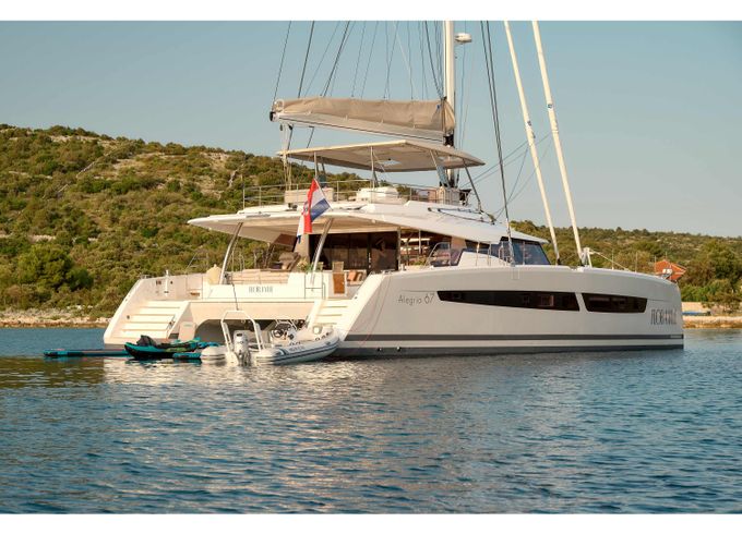 Fountaine Pajot Alegria 67