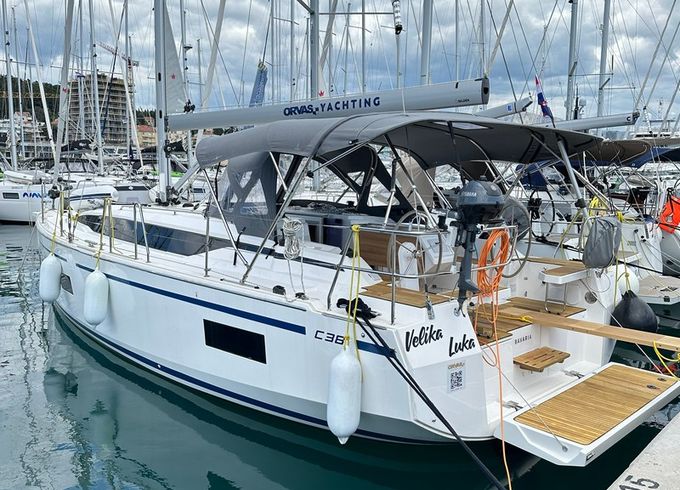 Bavaria C38