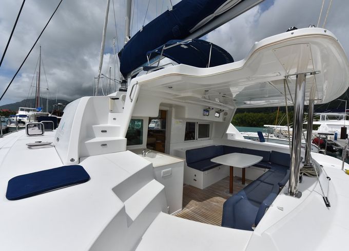 Lagoon 440