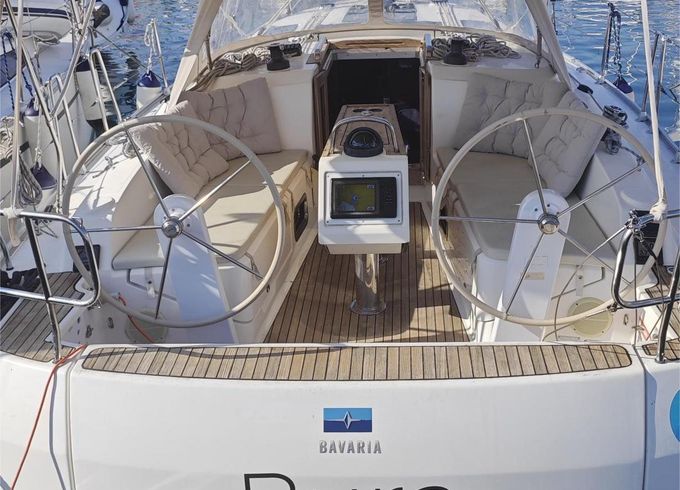 Bavaria Cruiser 37