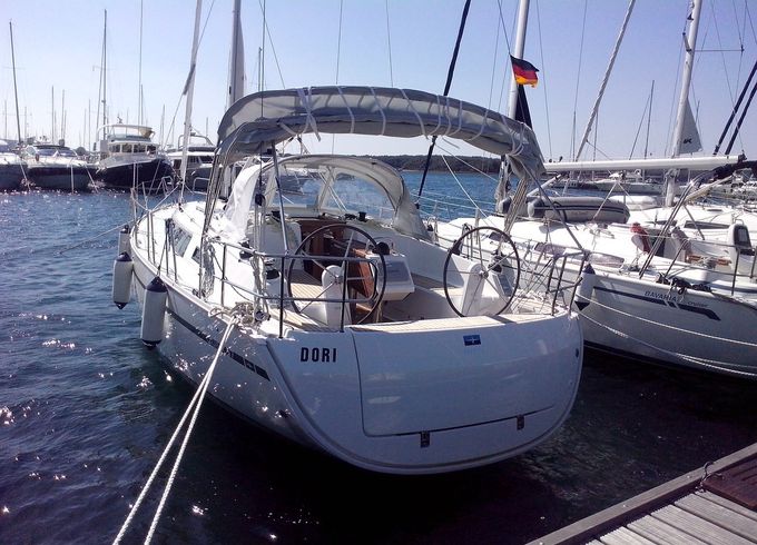 Bavaria Cruiser 37