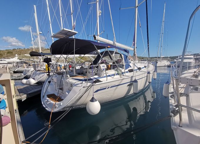 Bavaria 42 Cruiser