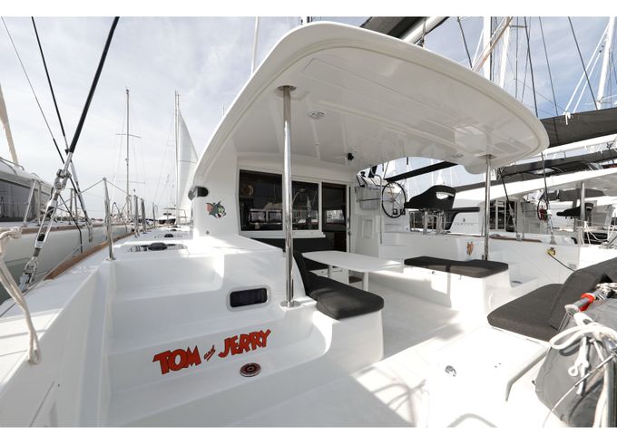 Lagoon 40