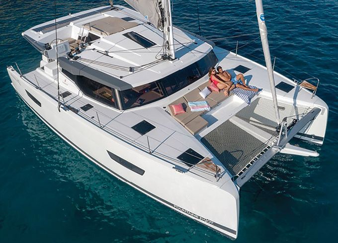 Fountaine Pajot Astréa 42