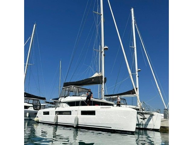Lagoon 51