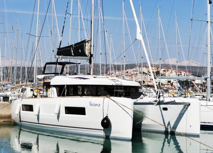 Lagoon 40