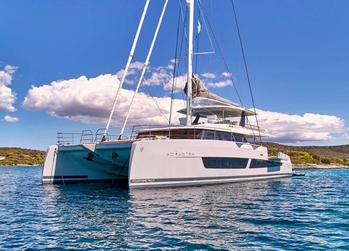 Fountaine Pajot Thira 80