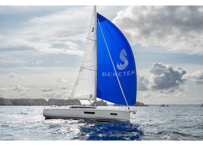 Beneteau Oceanis 37.1