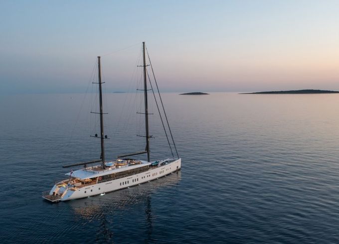 Custom Made Ms Custom Line 45.5m