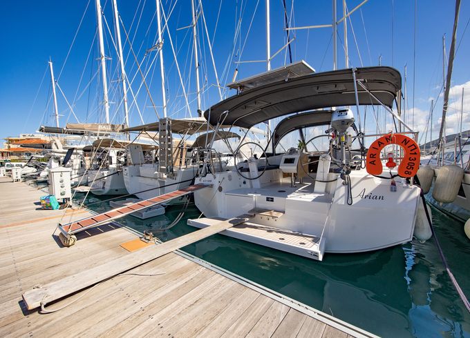 Bavaria C42