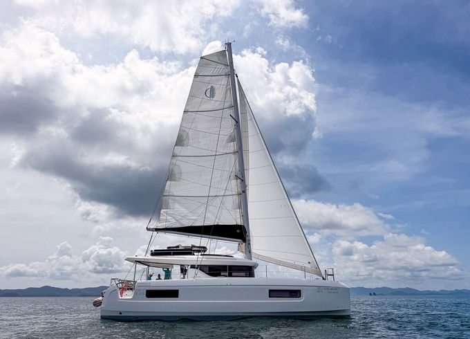 Lagoon 43