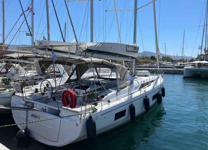 Beneteau Oceanis 47