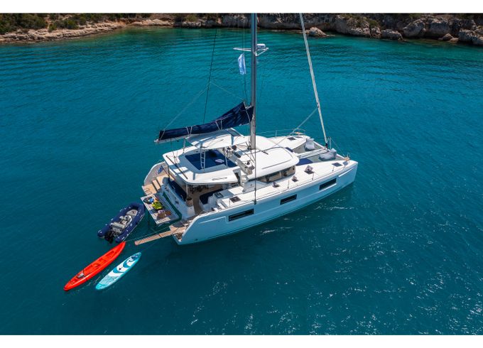 Lagoon 46 Owners Version