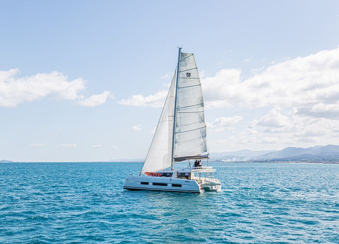 Dufour Yachts Dufour Catamaran 48