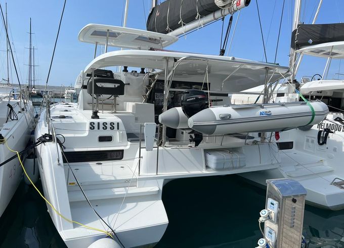 Lagoon 42