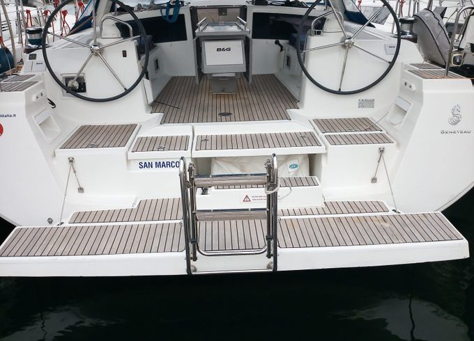 Beneteau Oceanis 48
