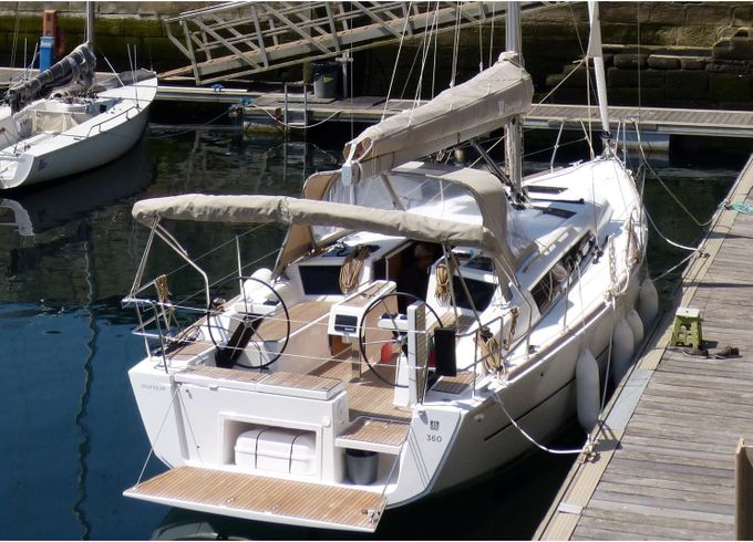 Dufour Yachts Dufour 360
