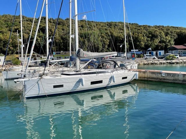 Bavaria C45 Style