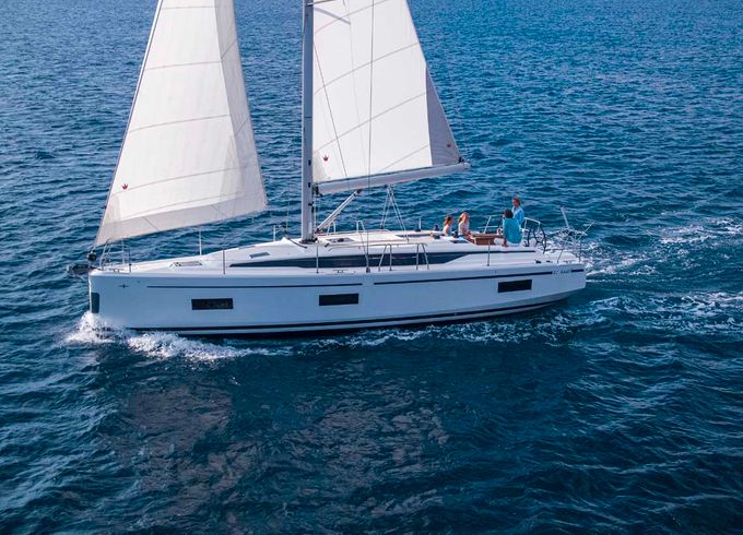Bavaria C42