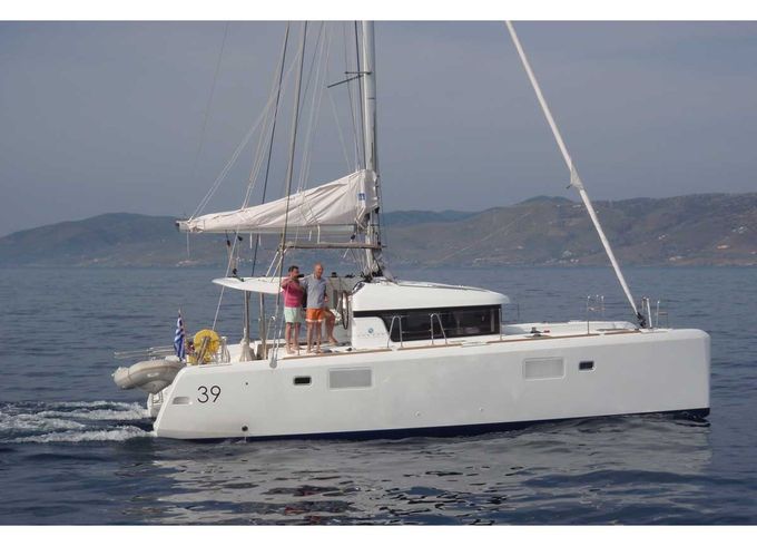 Lagoon 39