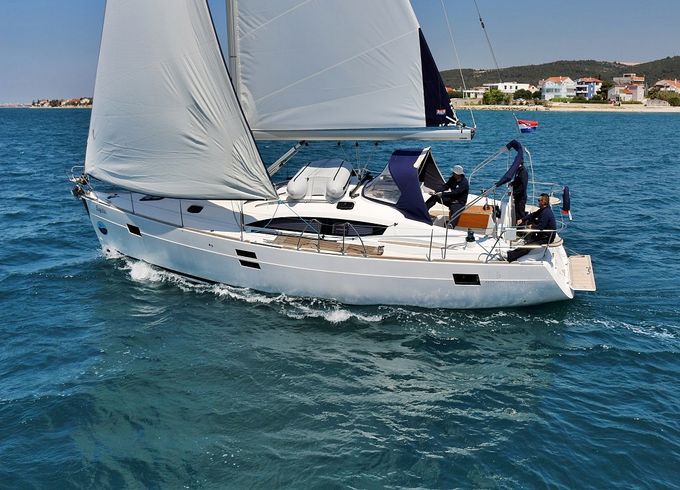 Elan 444 Impression