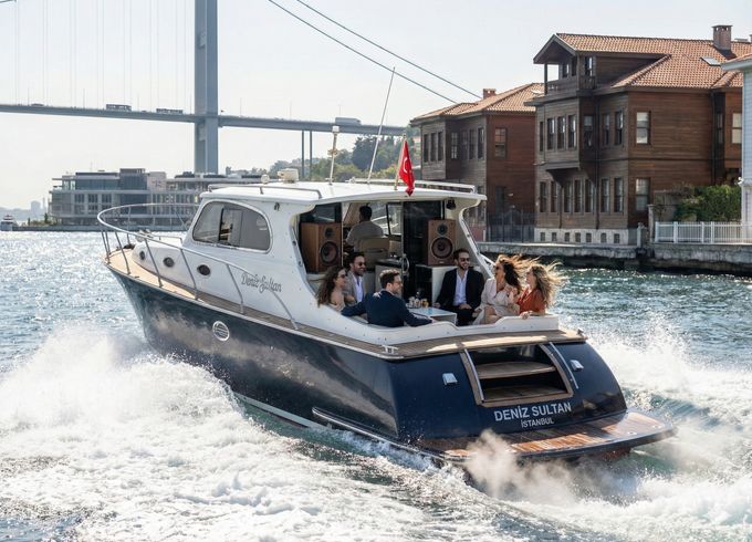 Motoryacht