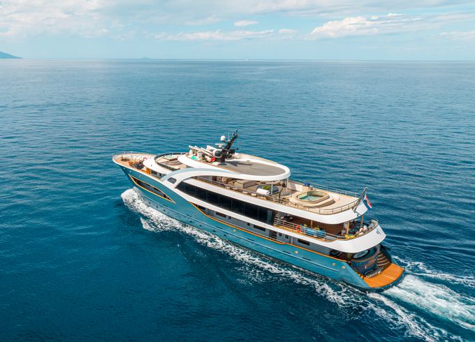 Motoryacht Bella