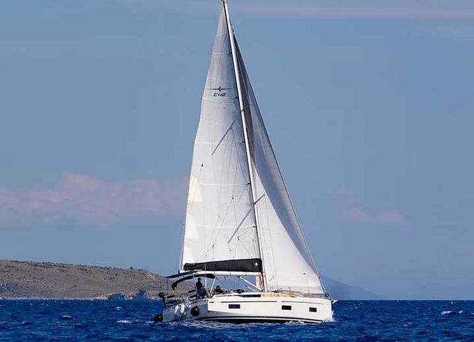 Bavaria C42